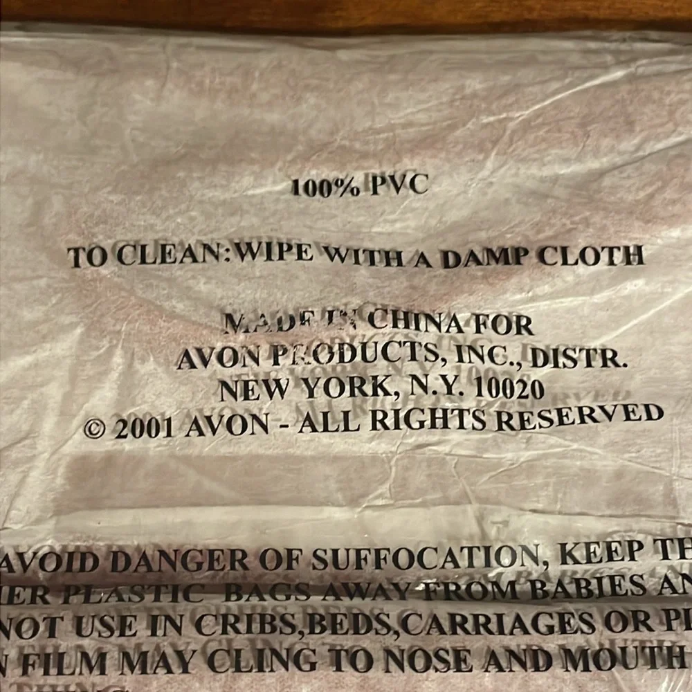 Avon Ruby Red PVC 2001 Always Perfect Clutch NIP